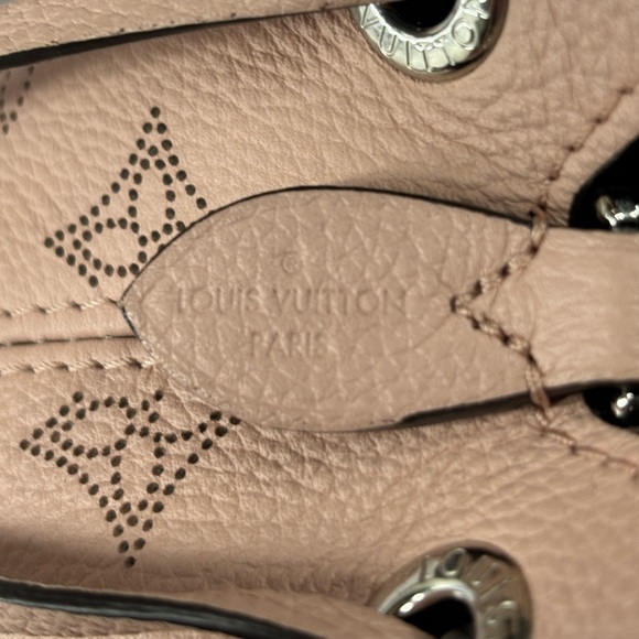 Pink Louis Vuitton Mahina Bella Bag - Picture 9 of 12